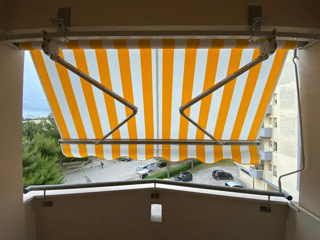 Tende a bracci senza cassonetto