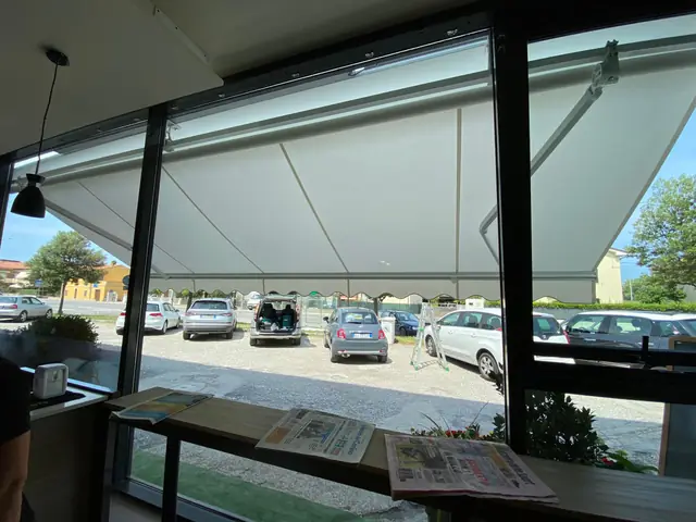 Tende a bracci senza cassonetto