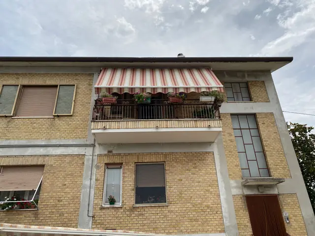 Tende a bracci senza cassonetto